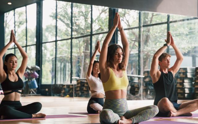Cuántas veces a la semana se debe hacer yoga Cuántas veces a la semana se debe hacer yoga