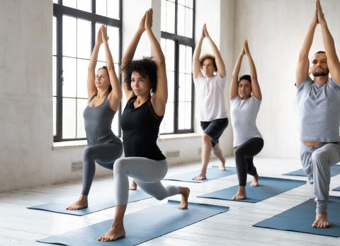 Cuántas veces a la semana se debe hacer yoga Cuántas veces a la semana se debe hacer yoga